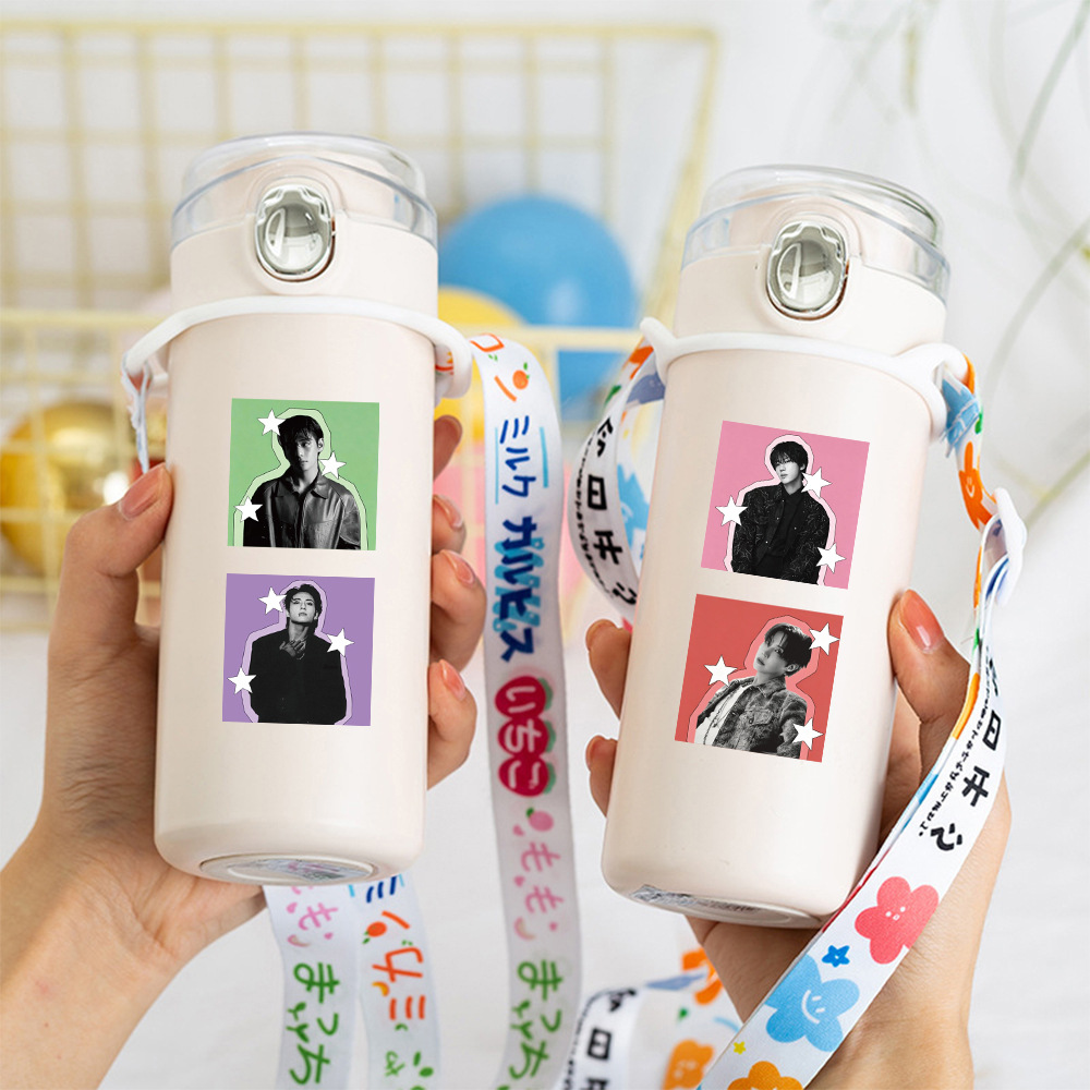 K-pop BTS Star Decorative Stic - Laptop Accessories Wholesale recension och pris
